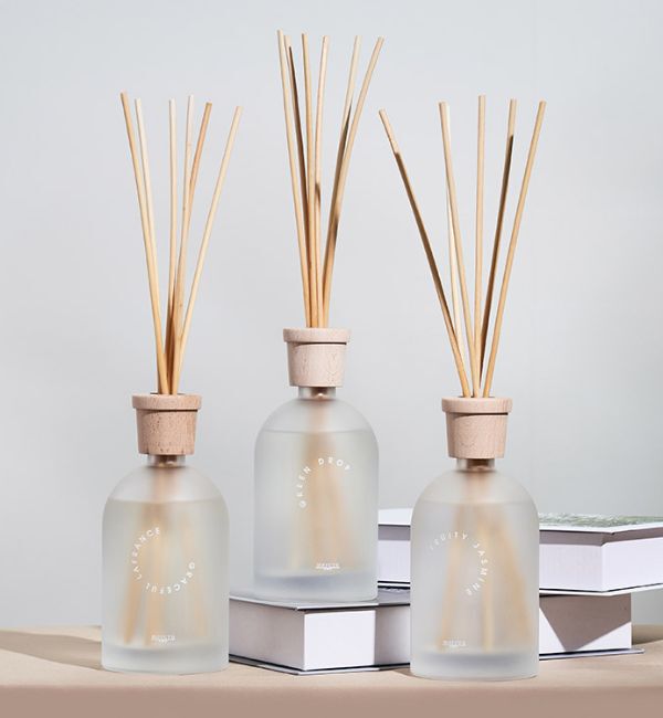 B-COMPANY「倒れてもこぼれにくい リードディフューザー」|アロマ・ルームフレグランス|