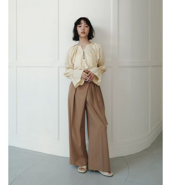 EMMEL REFINES「＜EMMEL REFINES＞EM フロントボタン ソデシャーリング ブラウス」|シャツ・ブラウス|