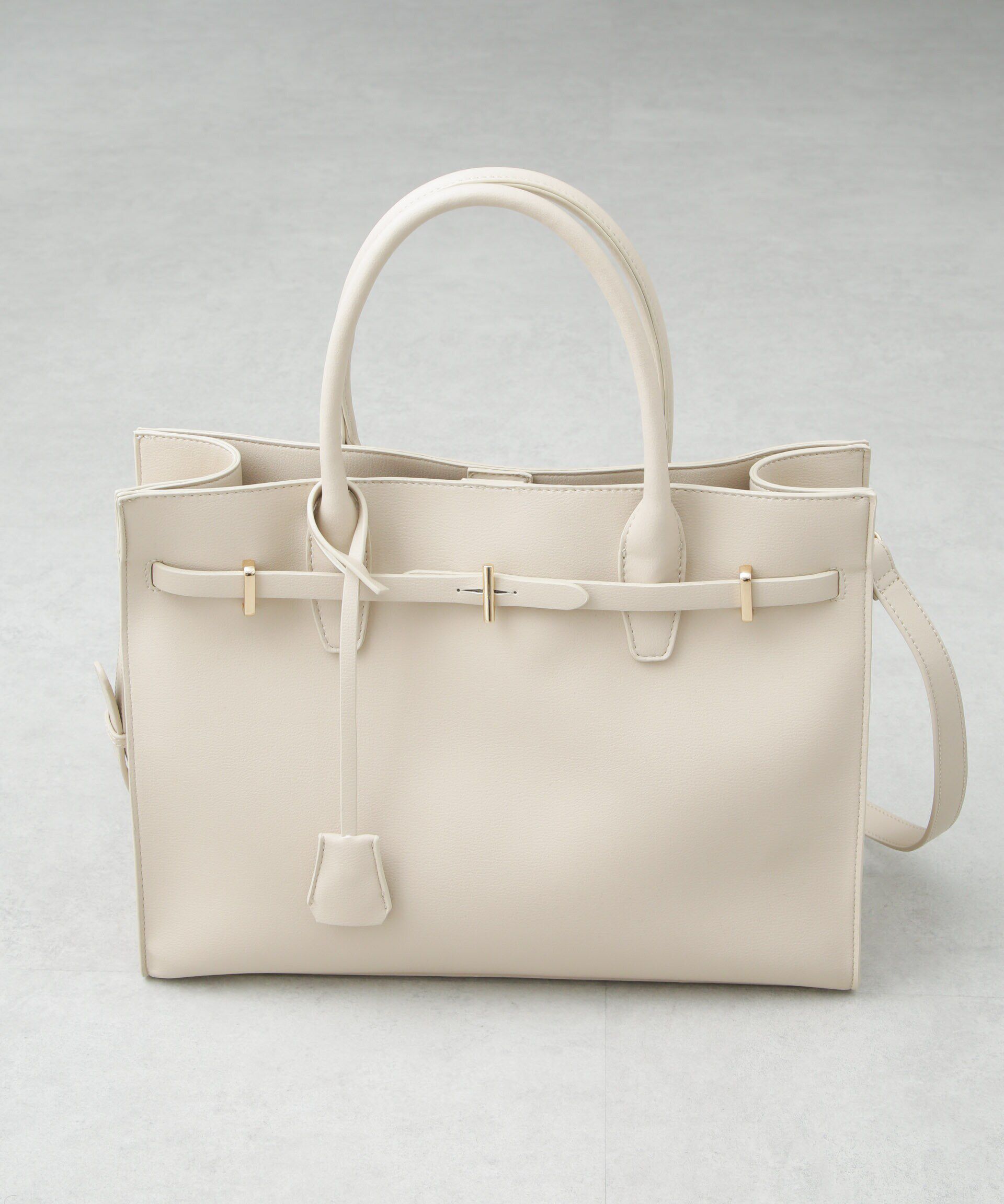 nano･universe「ターンロックベルトビッグトートバッグ」|ショルダー・メッセンジャー|