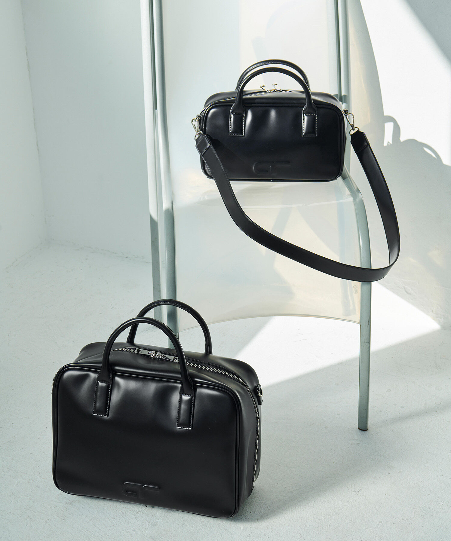 ADAM ET ROPE'「【一部WEB限定カラー・再入荷・サステナブル】ロゴボストンビッグバッグ」|ボストンバッグ|