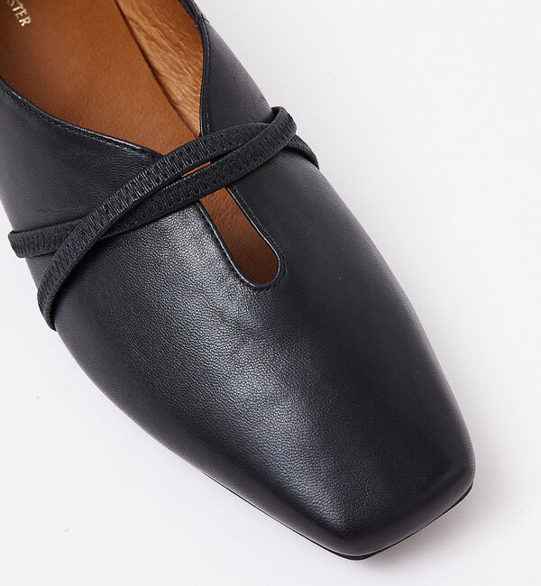 AU BANNISTER「【YouTuber紹介】ストラップソフトレザー フラットシューズ」|その他|