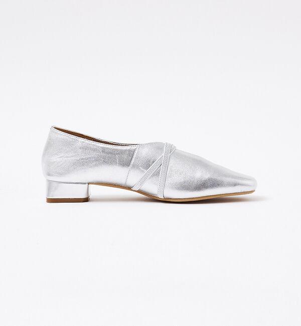 AU BANNISTER「【YouTuber紹介】ストラップソフトレザー フラットシューズ」|その他|