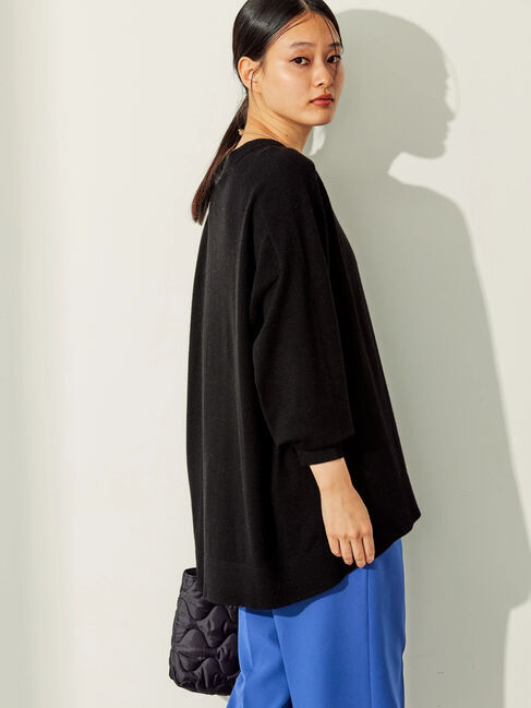  「パチパチしにくいクルーネックニットチュニック」|ニット・セーター|