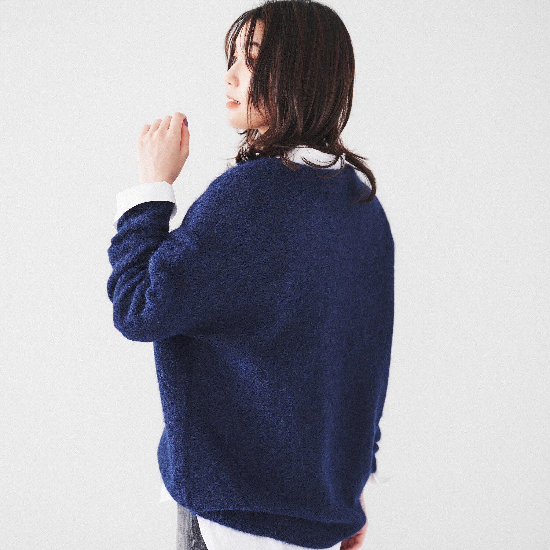 UNTITLED「【毛足感/リラクシー】スーリーアルパカ混Vネックニット」|ニット・セーター|