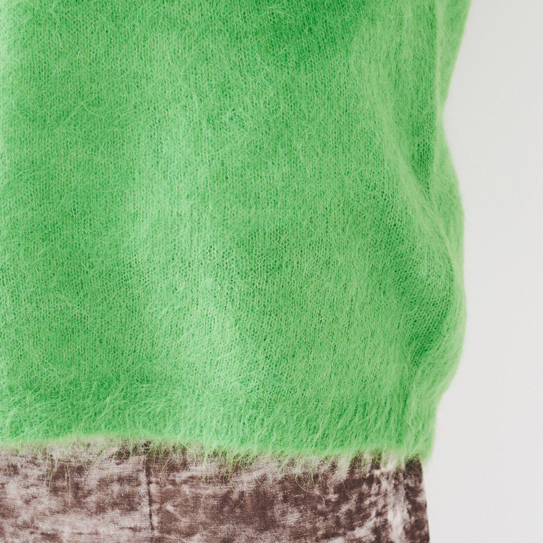 UNTITLED「【毛足感/リラクシー】スーリーアルパカ混Vネックニット」|ニット・セーター|