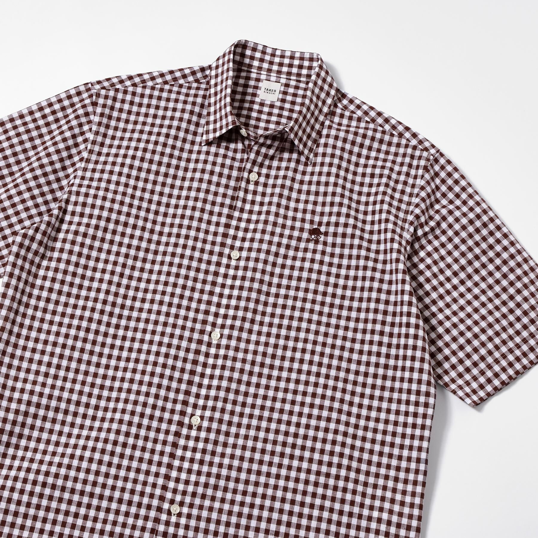 TAKEO KIKUCHI「【LIMITED】ワンポイント刺繍 綿麻チェック 半袖シャツ」|シャツ・ブラウス|ブラウン(043)
