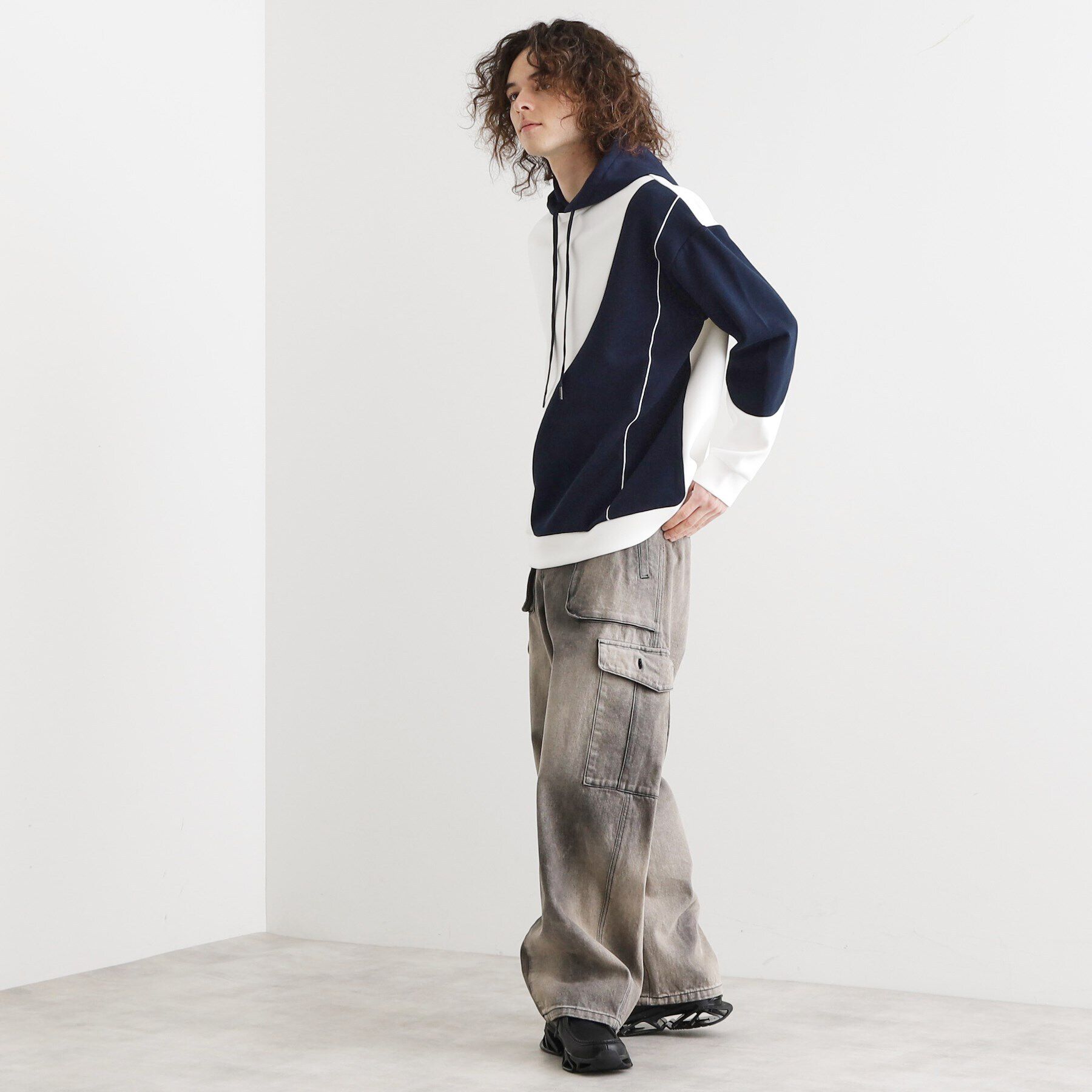 tk.TAKEO KIKUCHI「カーブスイッチパーカ」|パーカー|