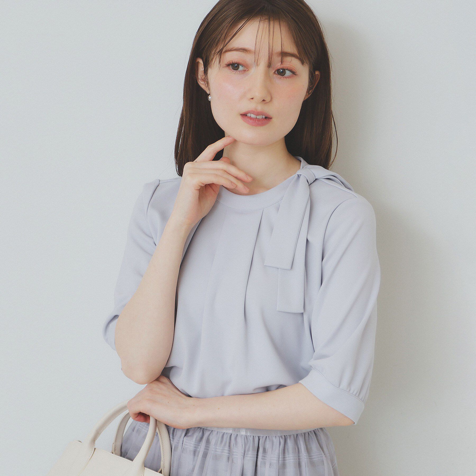 index「サイドリボンデザイントップス【UV/接触冷感/吸水速乾/洗濯機洗い可】」|シャツ・ブラウス|ライトグレー(811