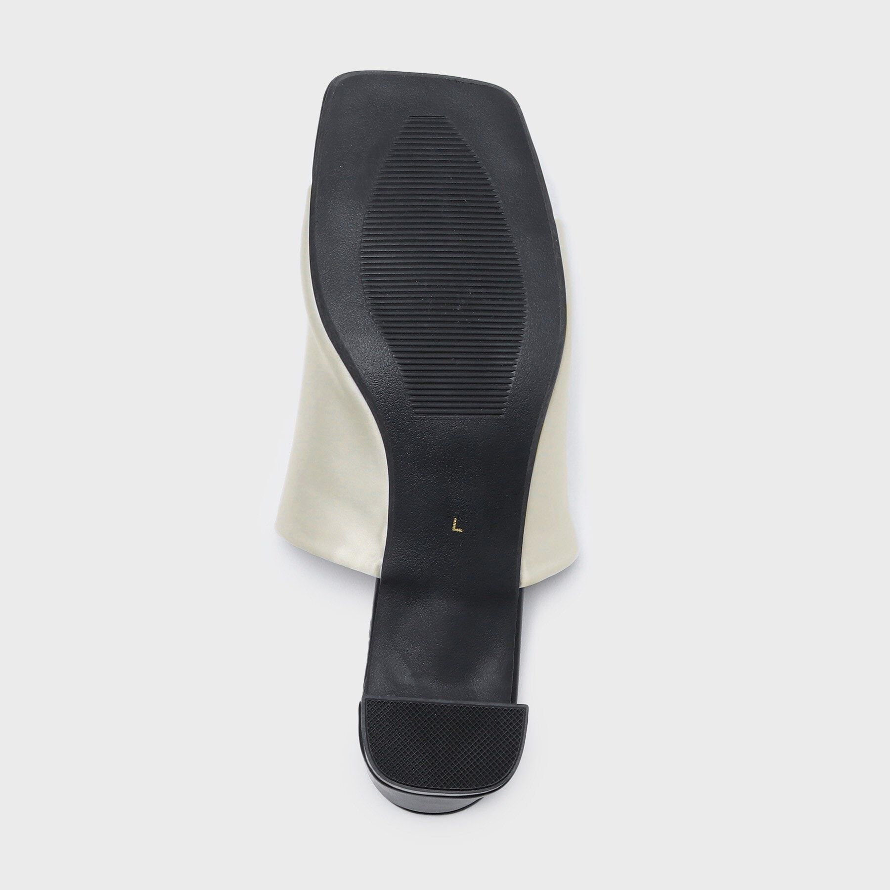 OPAQUE.CLIP「ストレッチサテンミュールサンダル」|サンダル|