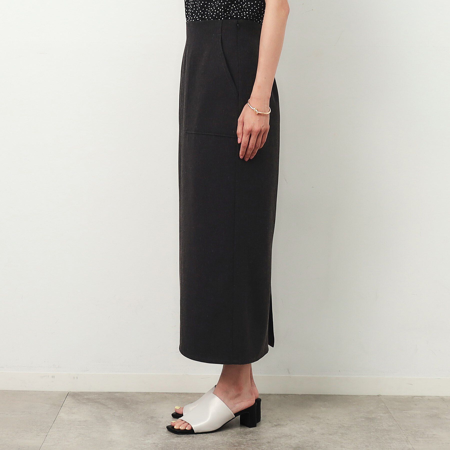 OPAQUE.CLIP「麻混ストレッチタイトスカート【洗濯機洗い可】」|スカート|