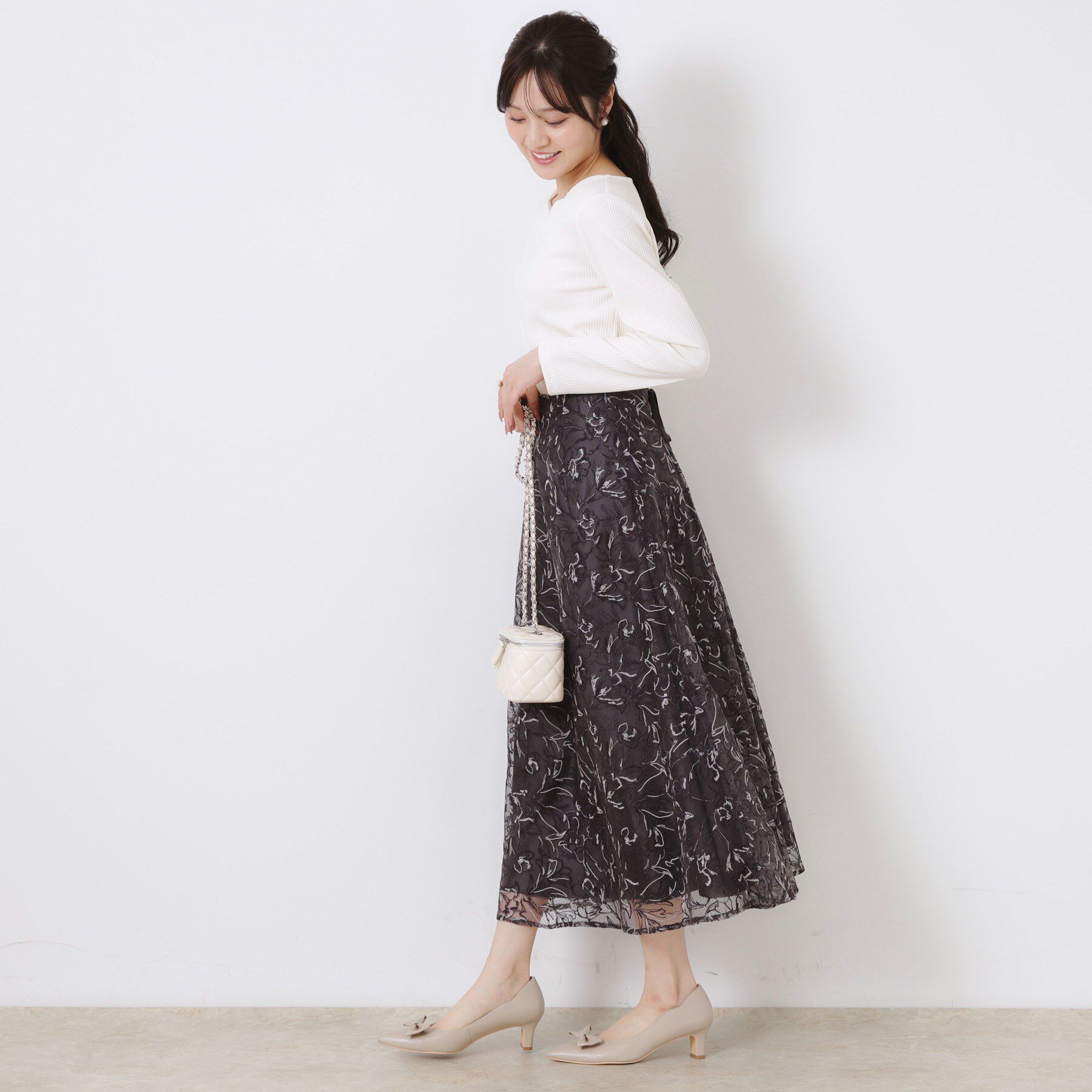 Couture broach「【華やか・通勤・華奢見え】バックレースアップエンブロスカート」|スカート|