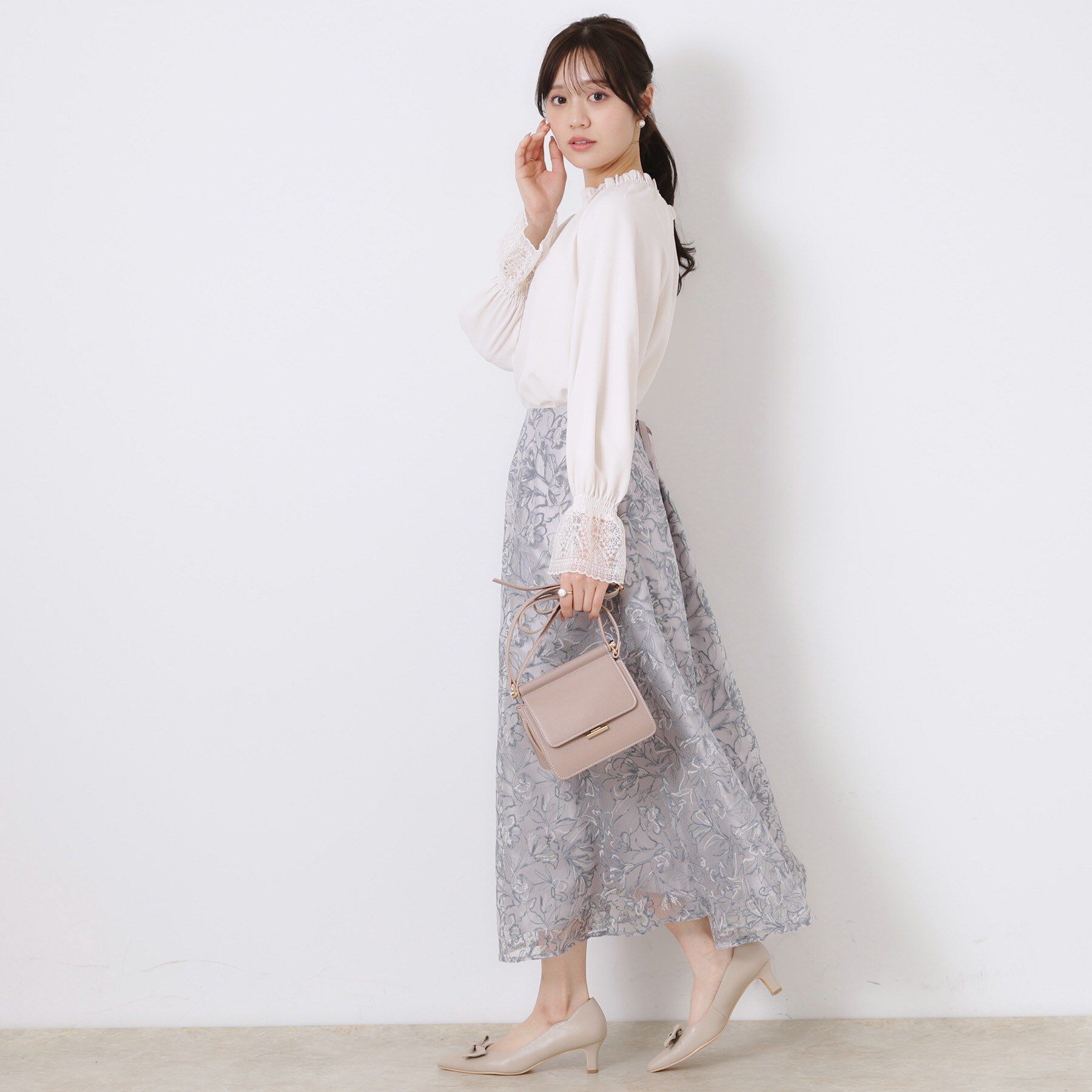 Couture broach「【華やか・通勤・華奢見え】バックレースアップエンブロスカート」|スカート|