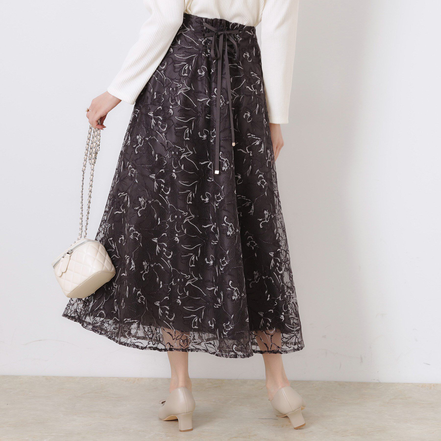 Couture broach「【華やか・通勤・華奢見え】バックレースアップエンブロスカート」|スカート|