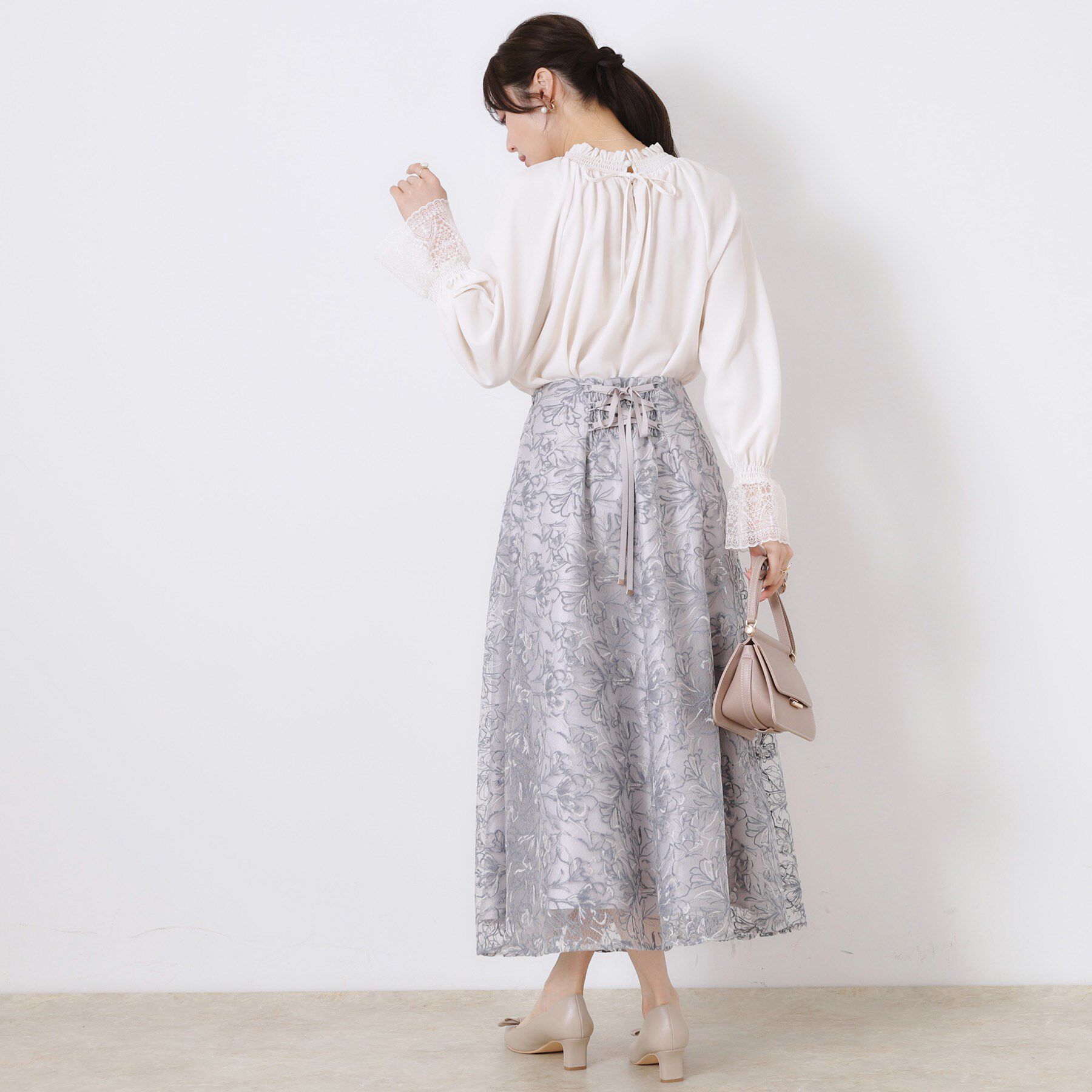 Couture broach「【華やか・通勤・華奢見え】バックレースアップエンブロスカート」|スカート|