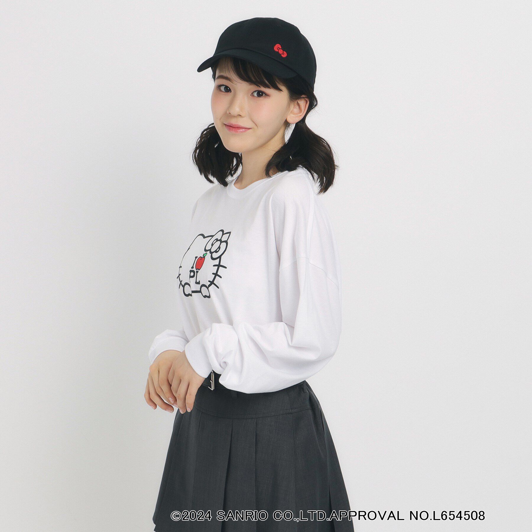 PINK-latte「【サンリオキャラクターズコラボ】バックプリントロンT」|Tシャツ・カットソー|