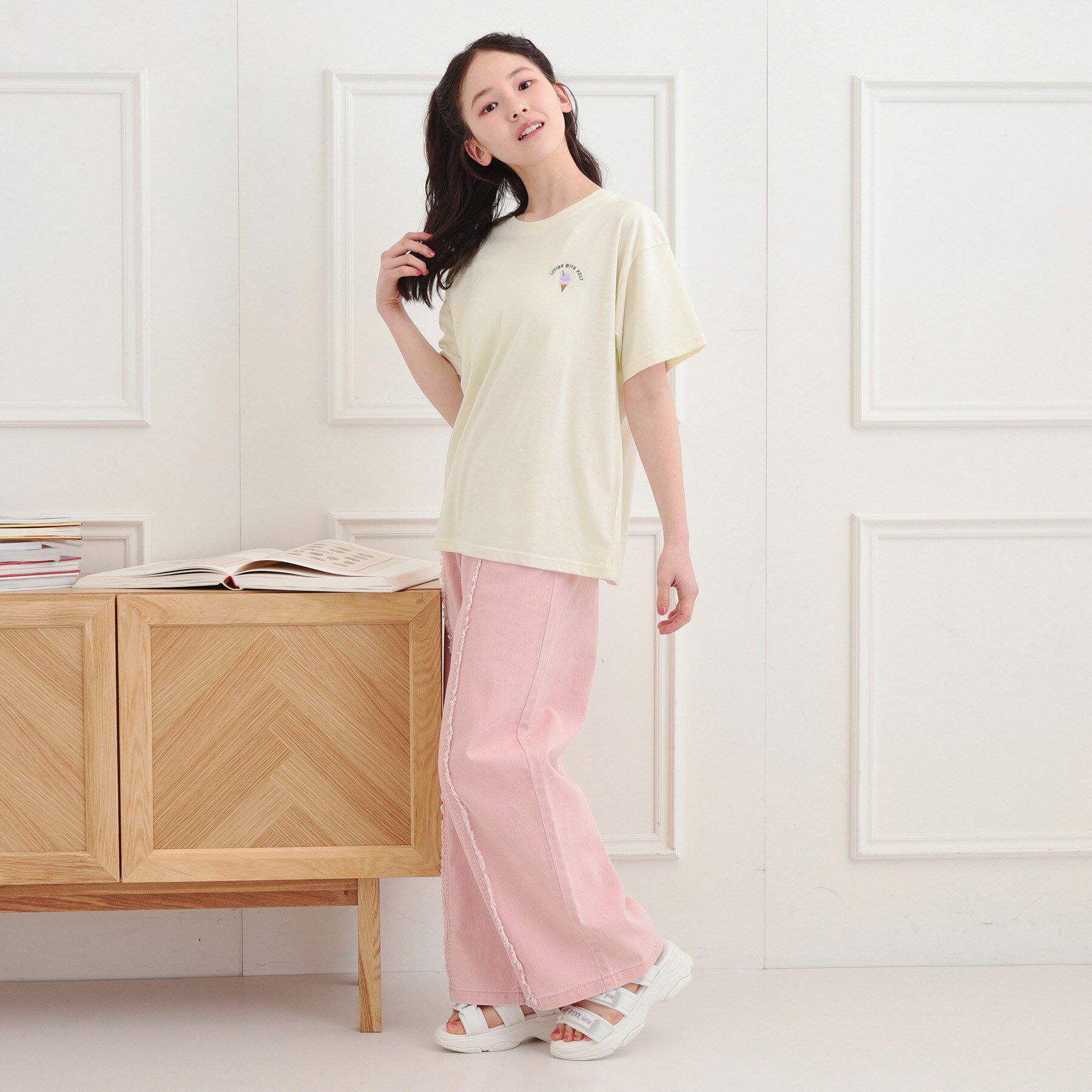 PINK-latte「ワンポイント刺繍Tシャツ」|Tシャツ・カットソー|