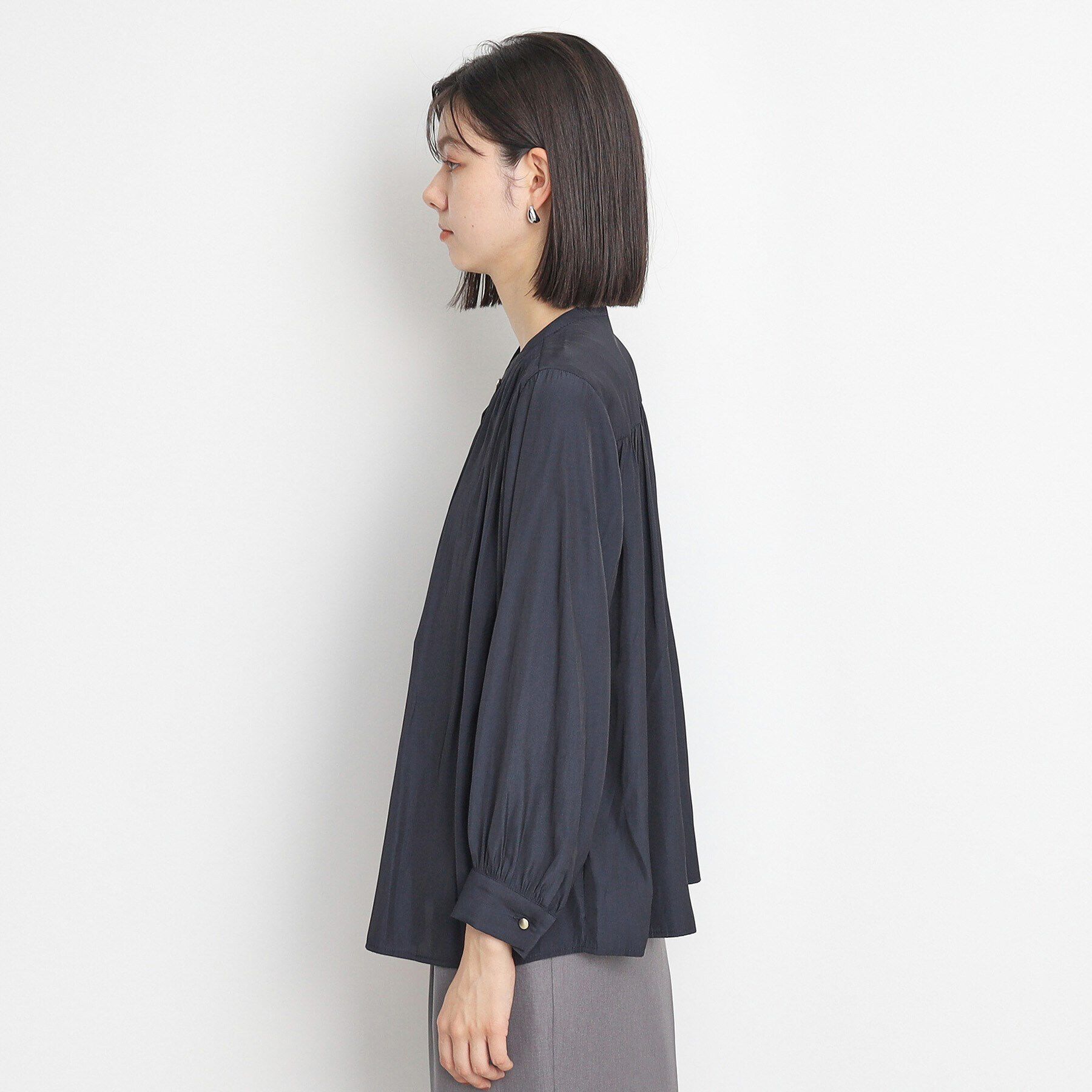 THE SHOP TK「【ヒルナンデス！で紹介】ヒヨクギャザーブラウス /通勤/セレモニー/洗濯機OK」|シャツ・ブラウス|