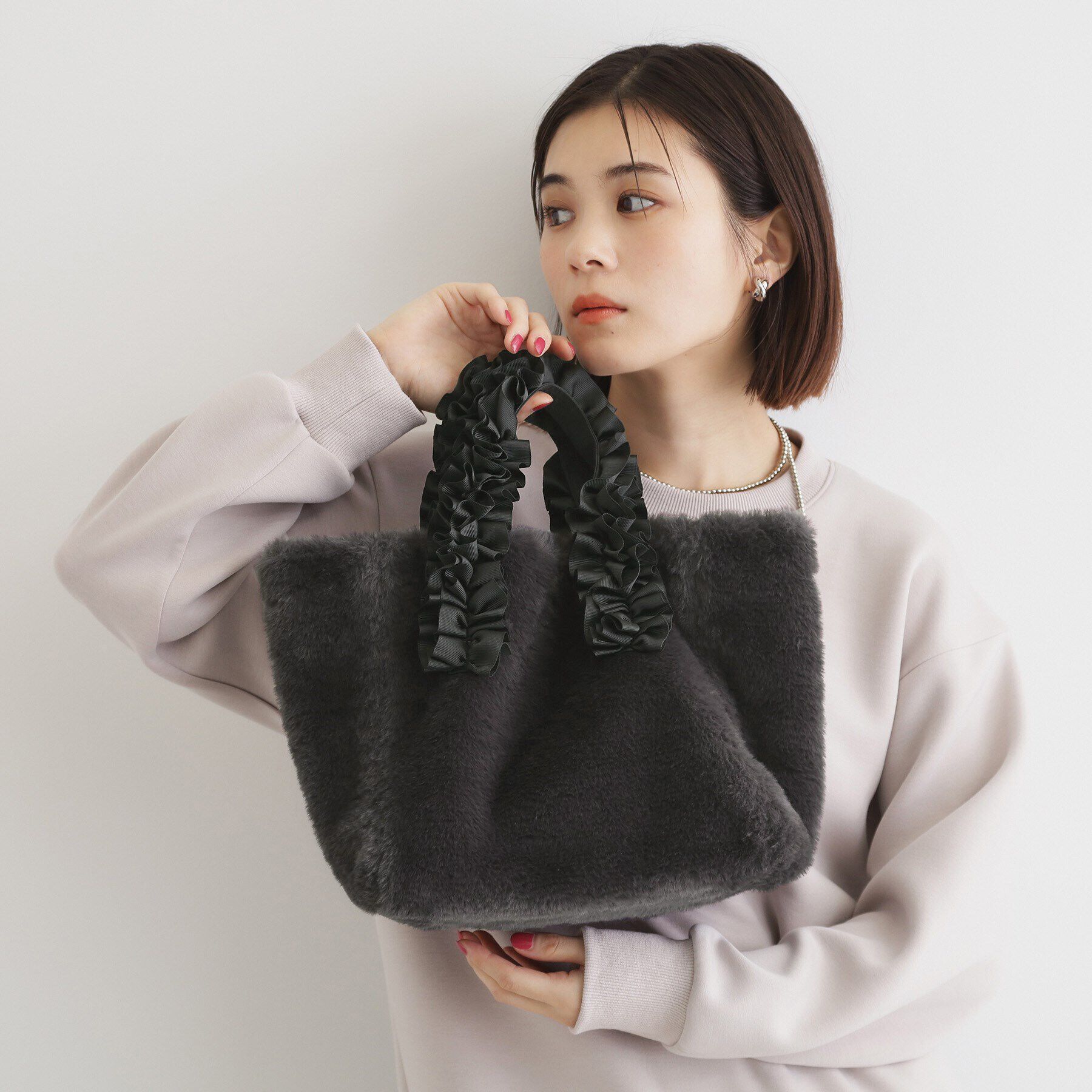 THE SHOP TK「フリルファーハンドバッグ」|ハンドバッグ|