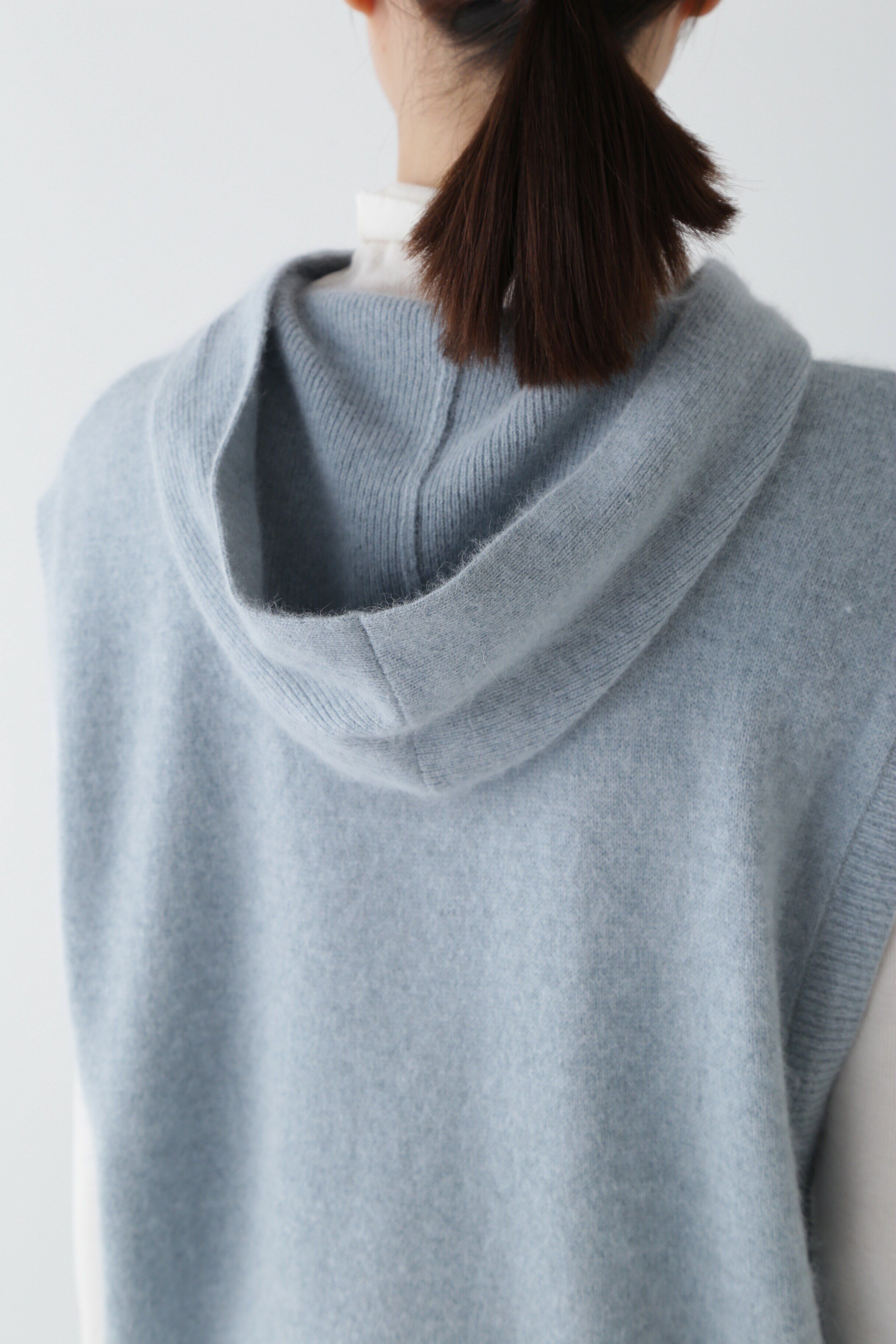  「◆へアリーフードベスト」|ニット・セーター|