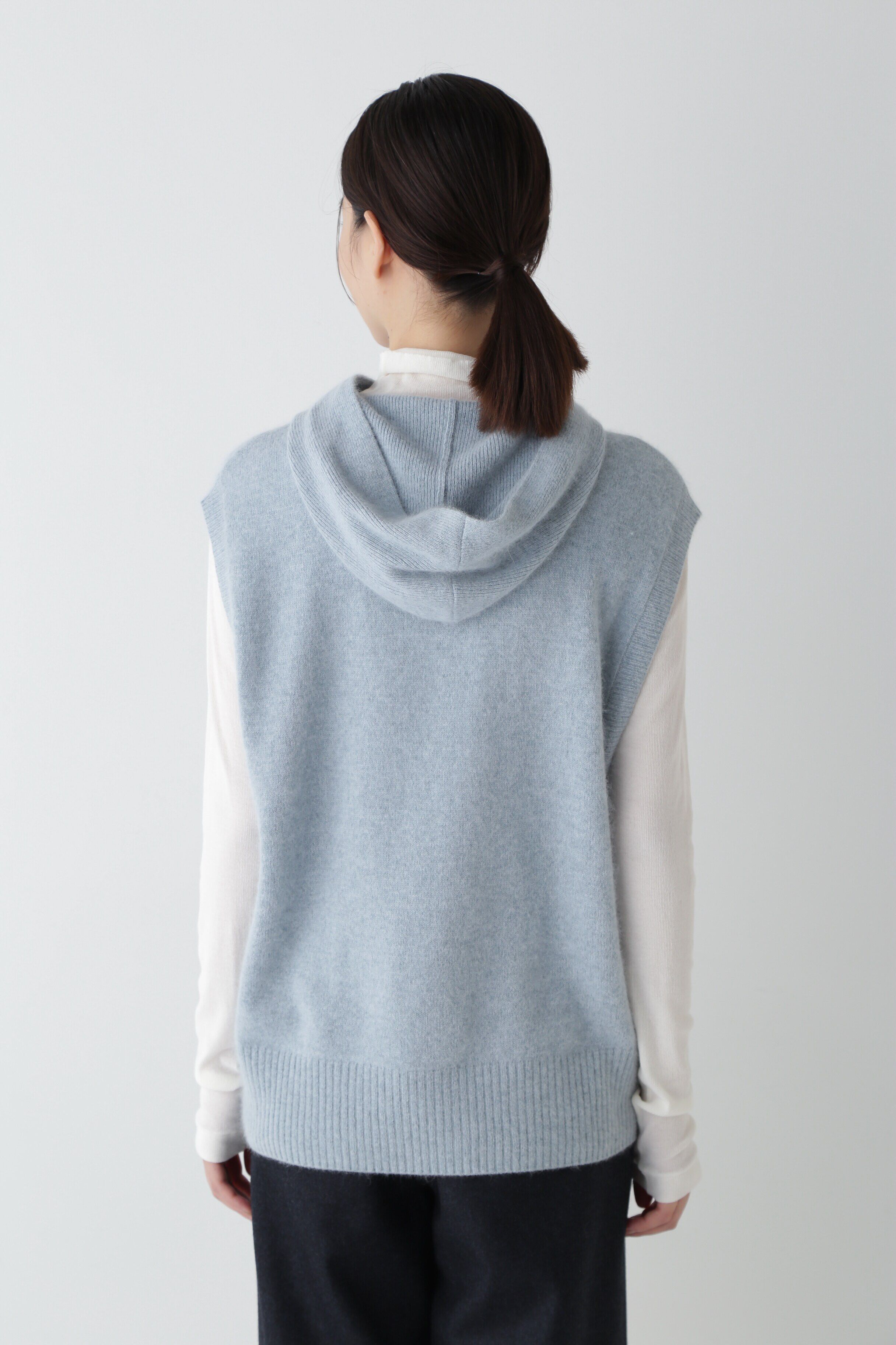  「◆へアリーフードベスト」|ニット・セーター|