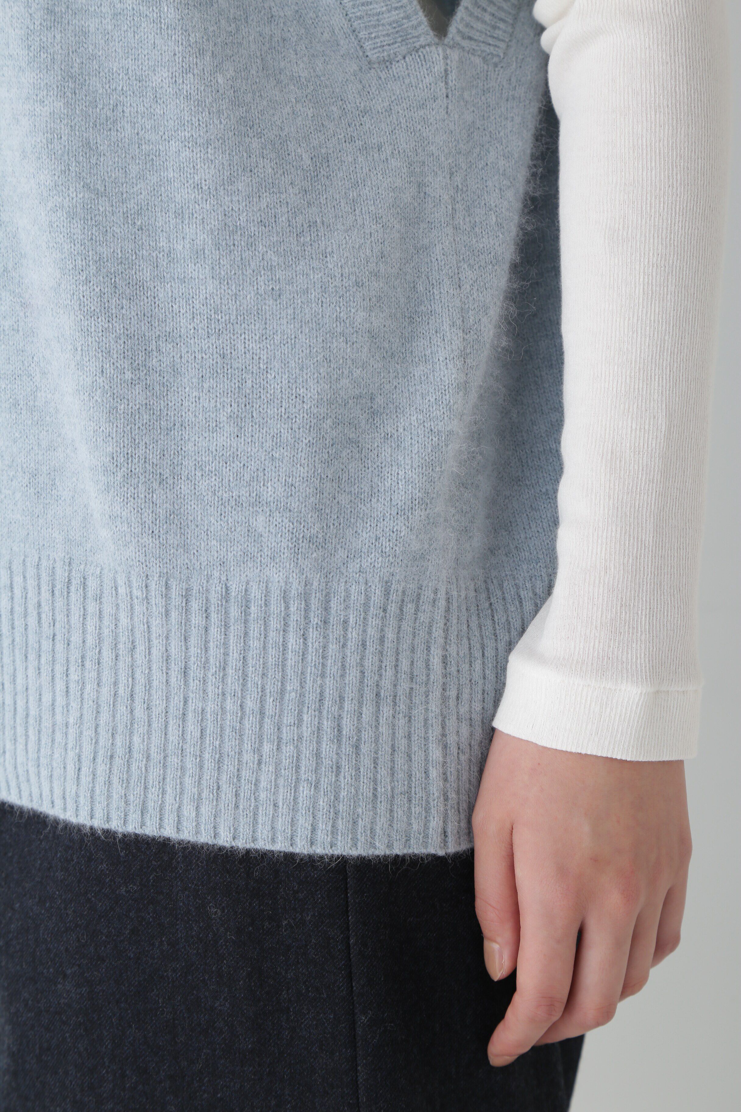  「◆へアリーフードベスト」|ニット・セーター|