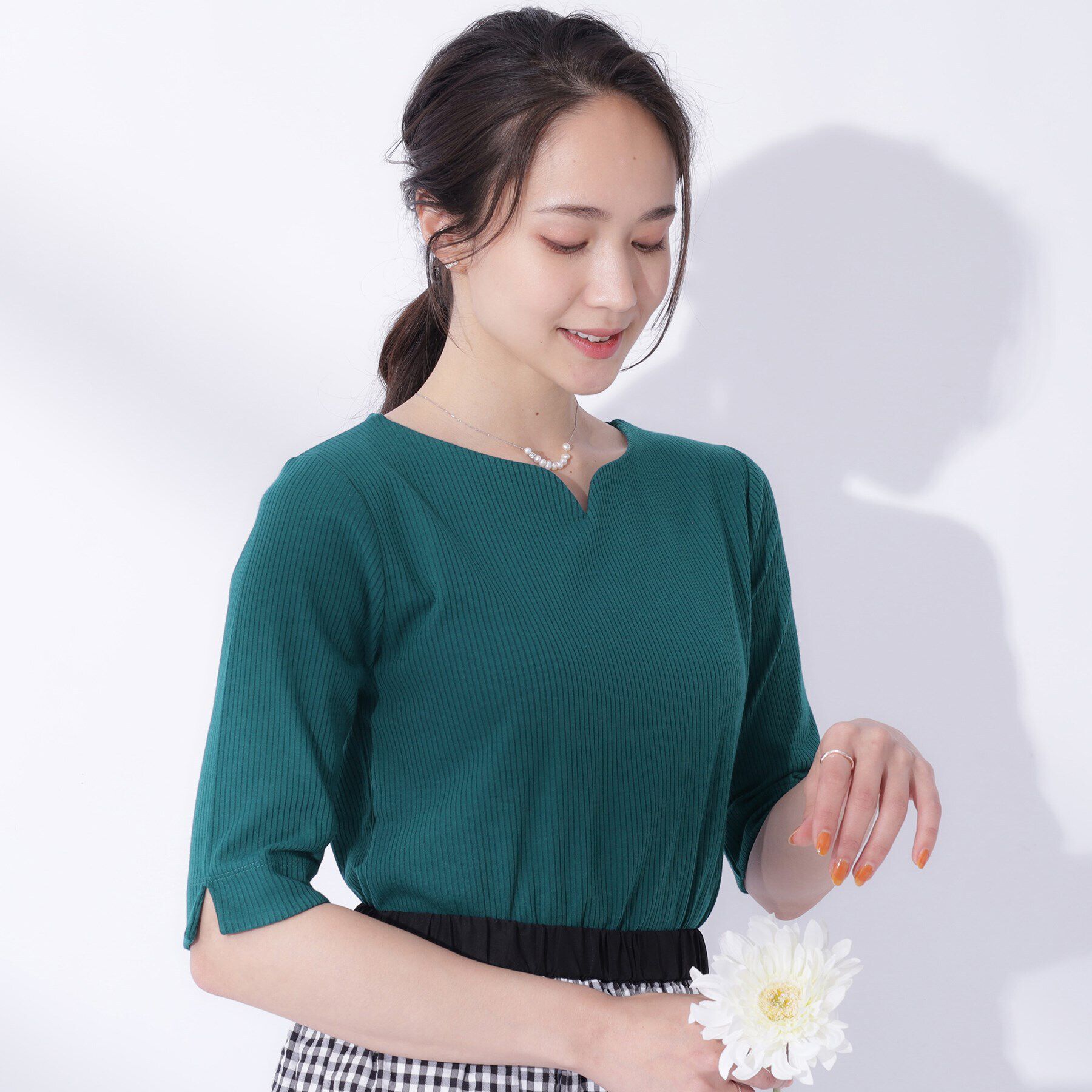 SHOO･LA･RUE「女性らしさをプラスする テレコハートネック 5分袖トップス」|Tシャツ・カットソー|ブルーグリーン(09