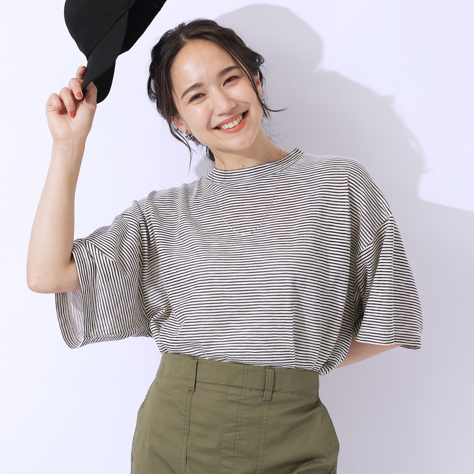 SHOO･LA･RUE「【洗える】腕を出さずにこなれ見え スラブボーダーTシャツ」|Tシャツ・カットソー|オフホワイト(303