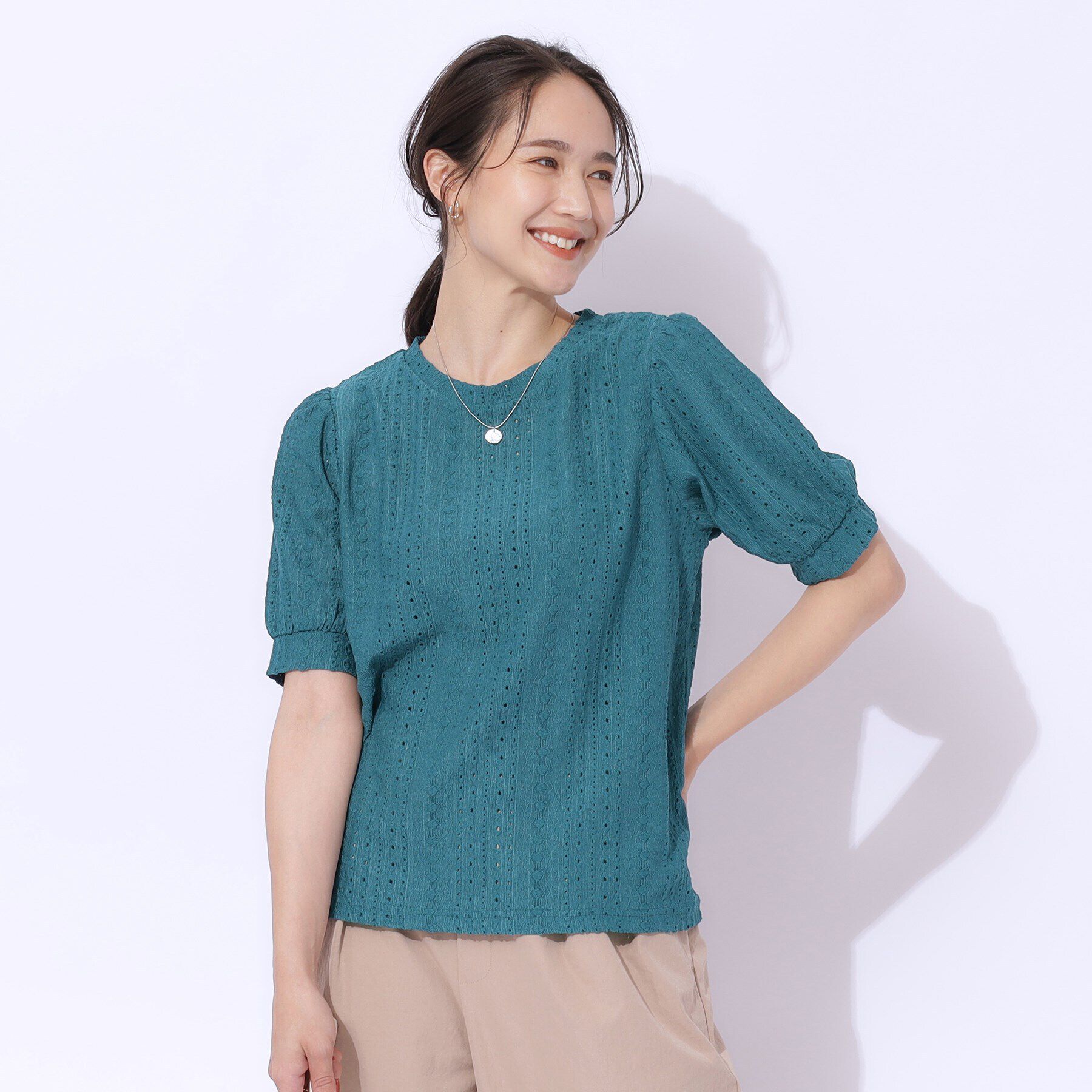 SHOO･LA･RUE「【高レビュー】大人フェミニンな雰囲気漂う　ジャカードレーストップス」|Tシャツ・カットソー|