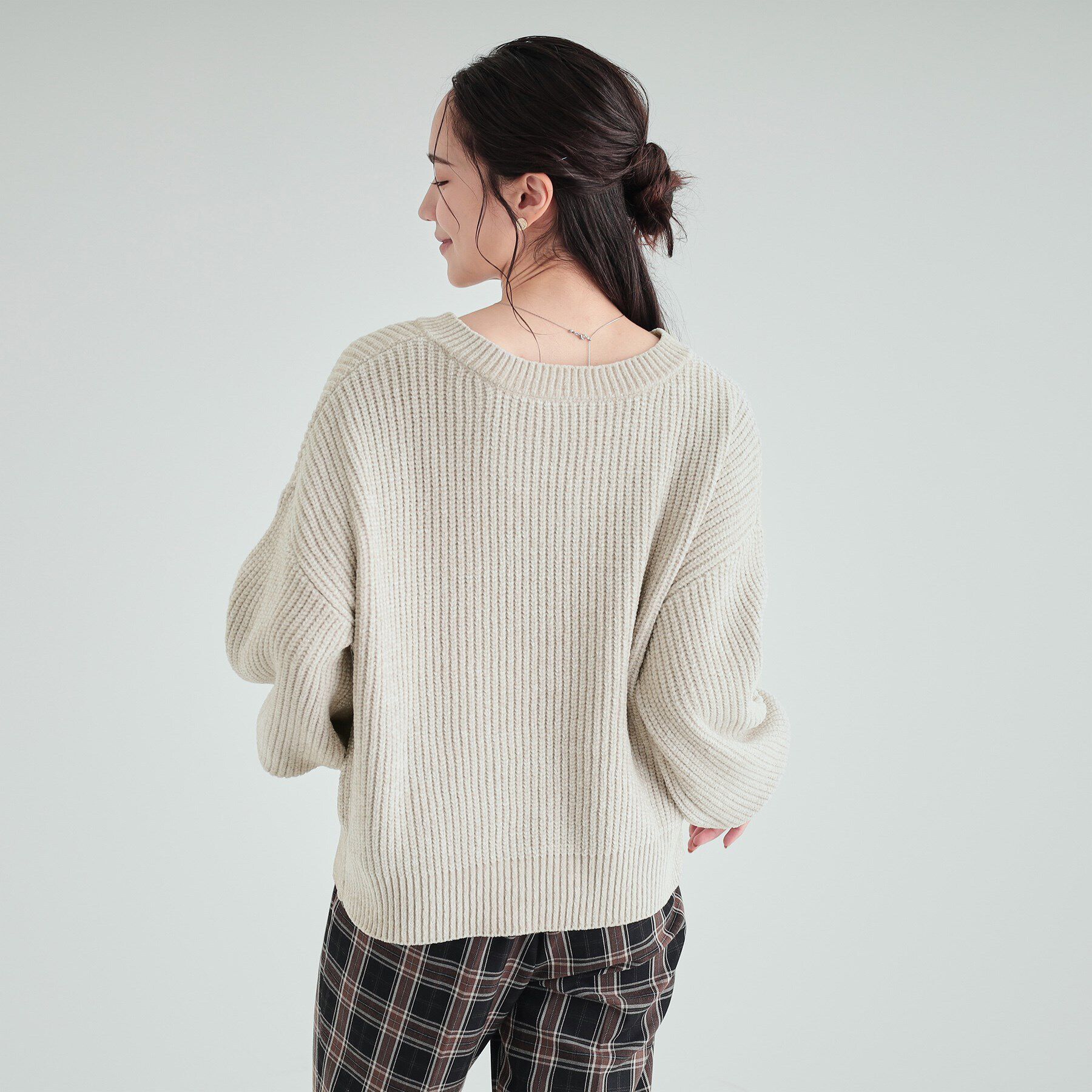 SHOO･LA･RUE「【S-LL/前後2WAY】大人のゆるさが魅力 ベロア風ラメモールニット」|ニット・セーター|