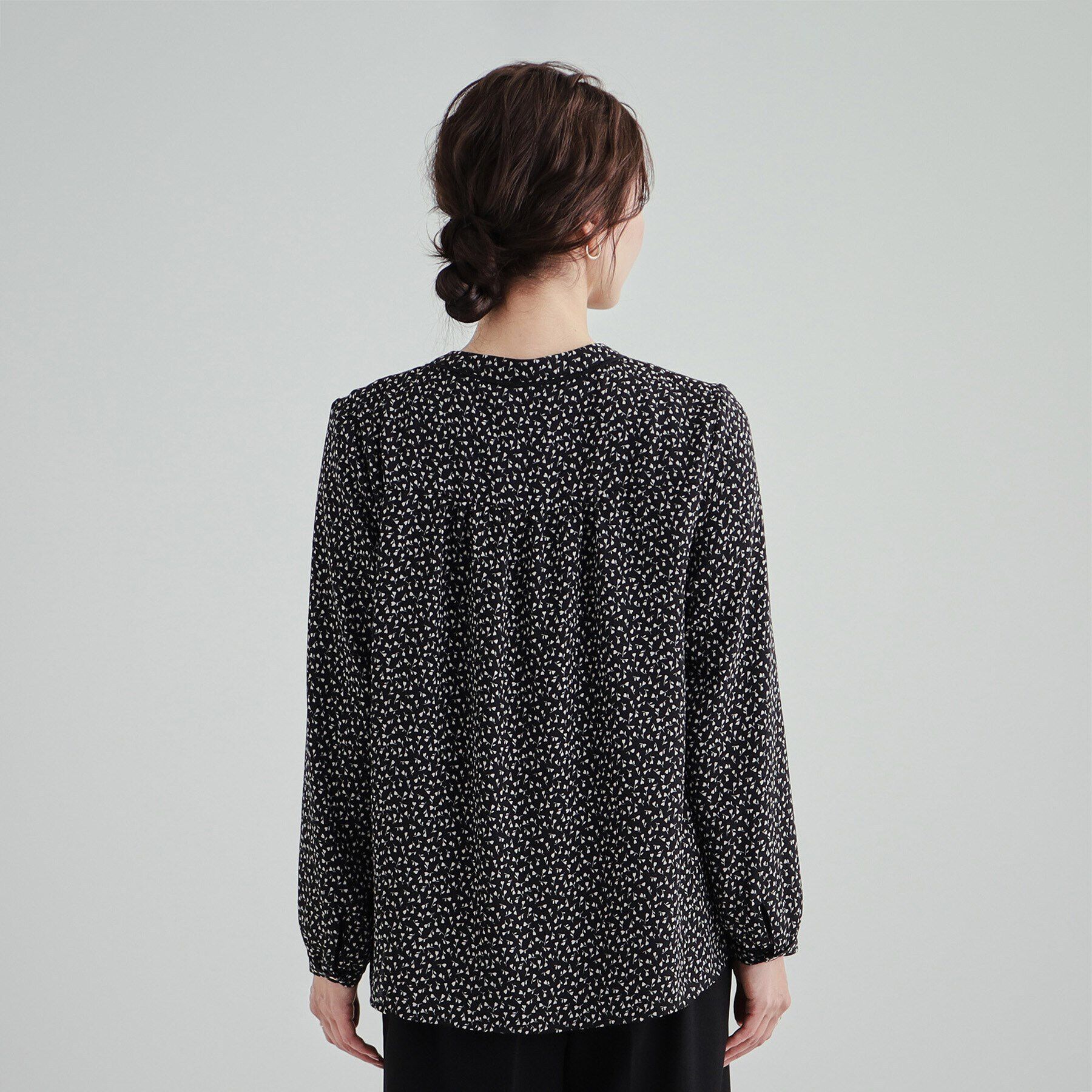 SHOO･LA･RUE「あったか裏地 配色バンドカラーブラウス【SHOO WARM】」|シャツ・ブラウス|