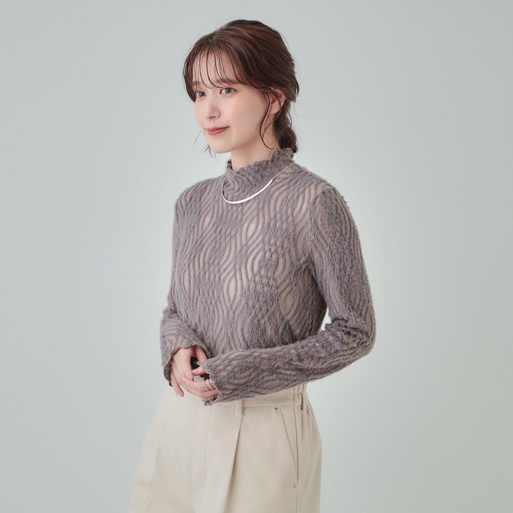 SHOO･LA･RUE「【S-LL/洗える】レイヤードコーデに ふわふわフェザー調ウェーブ柄インナー」|Tシャツ・カットソー|