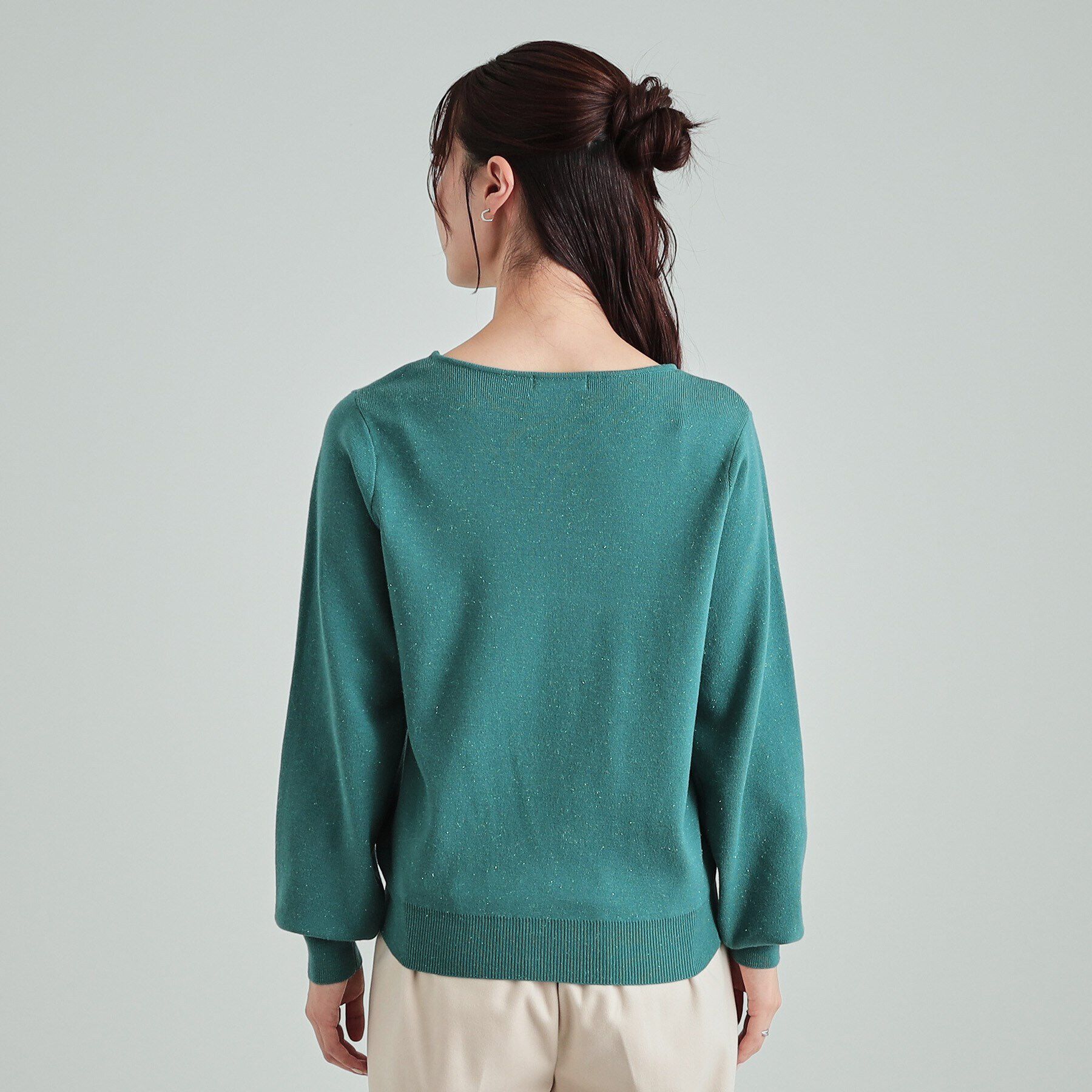 SHOO･LA･RUE「【高レビュー/S-LL/洗える】ほんのりラメ感が華やか 浅Vネックニット」|ニット・セーター|