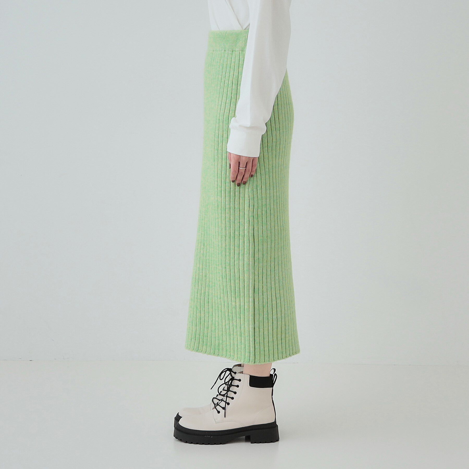 SHOO･LA･RUE「【セットアップ可】リブ編みの縦ラインですっきり見え ニットナロースカート」|スカート|