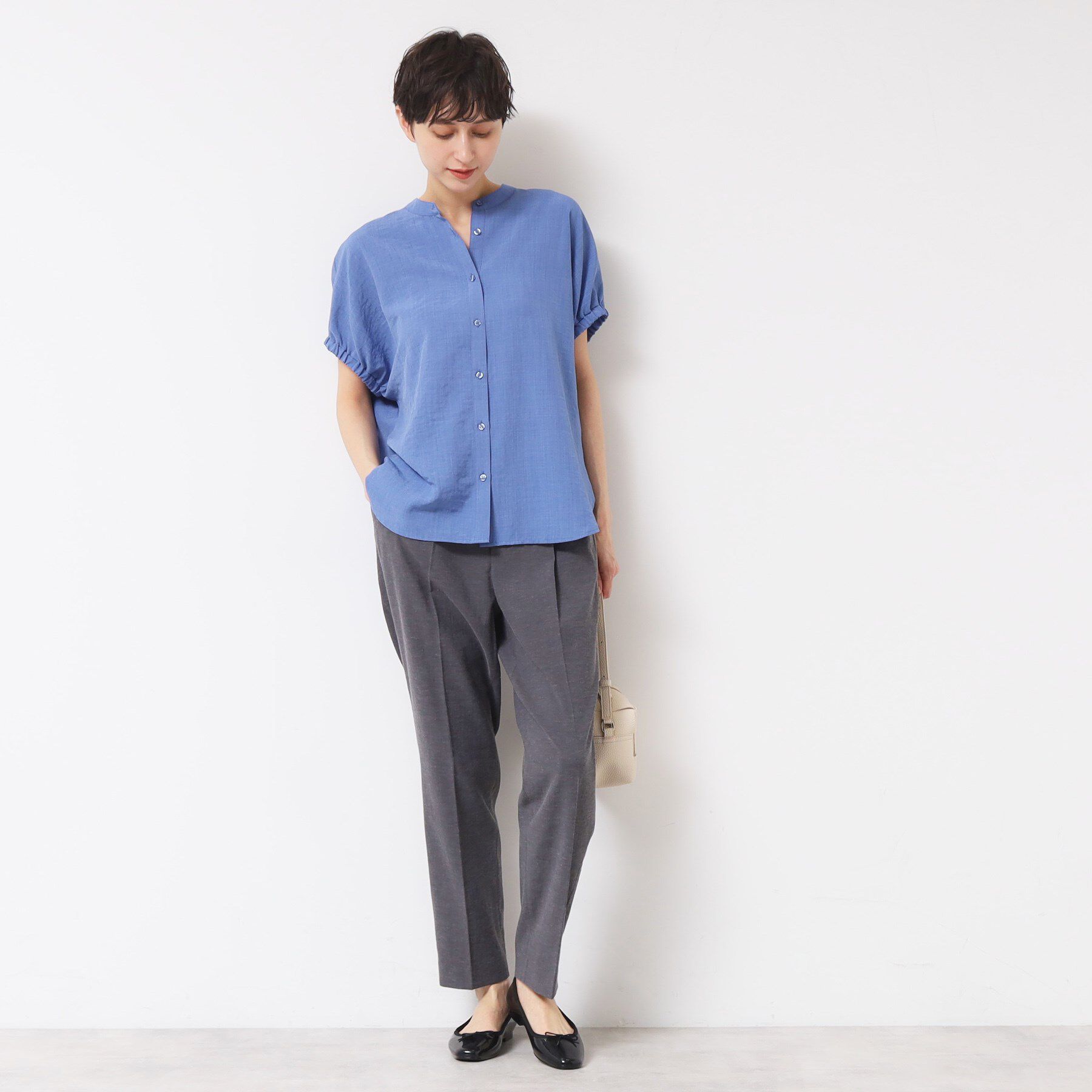 Dessin「【洗える】バンドカラー袖ギャザーブラウス」|シャツ・ブラウス|