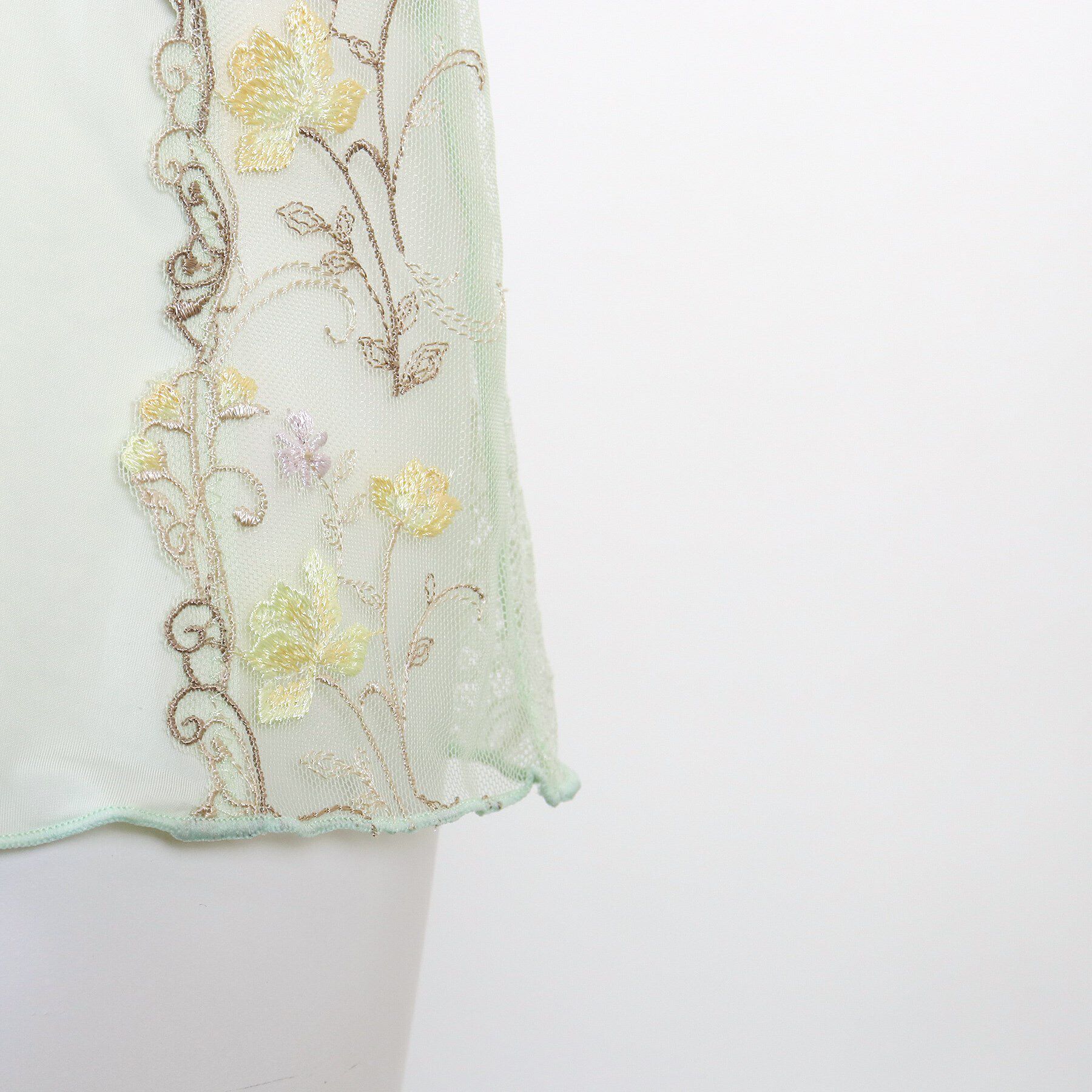 Risa Magli「カトリーヌ カップ付きキャミソール」|キャミソール|