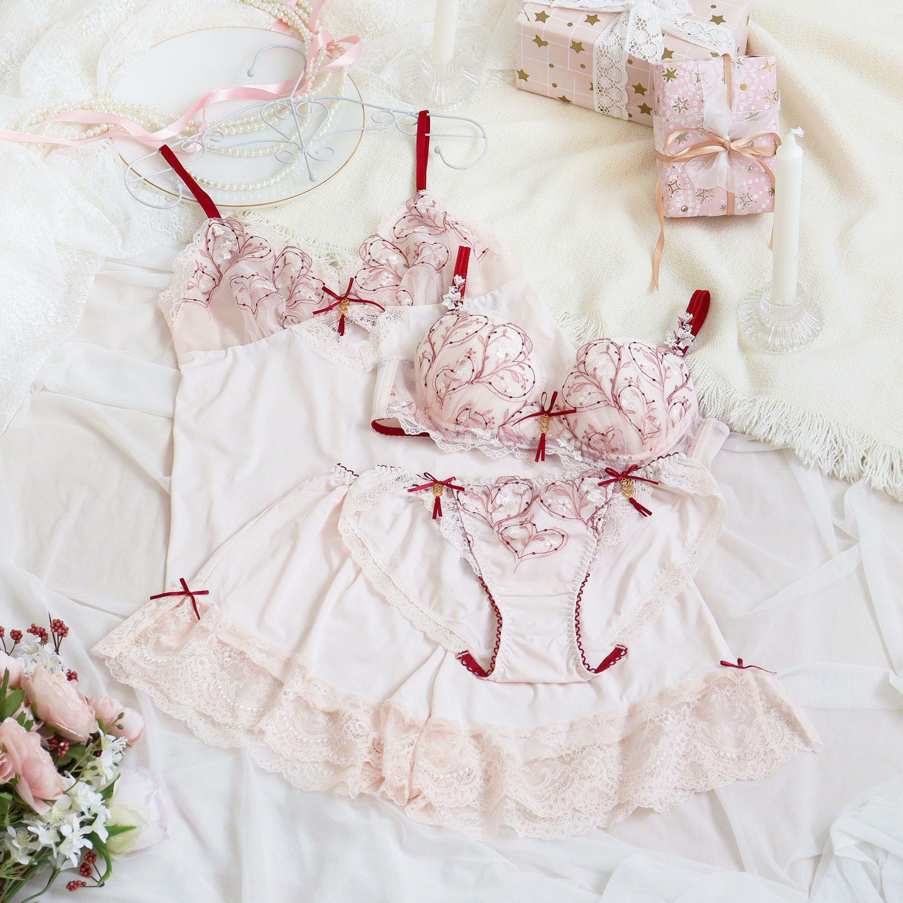 Risa Magli「フローチェ ブラジャー (D-F) ＜Sweet Rich（スウィートリッチ）＞」|インナー|