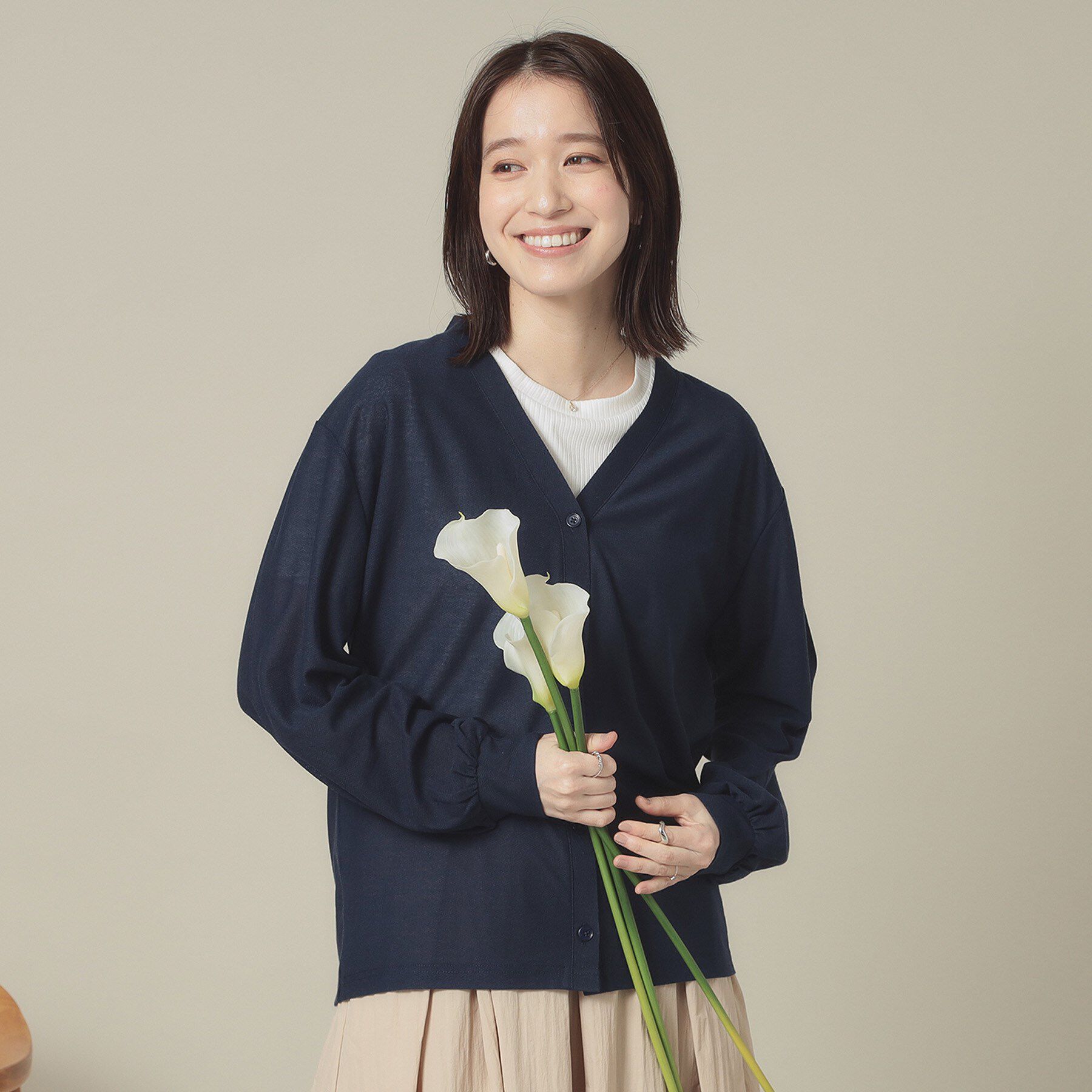 ITS&rsquo;DEMO「【UVカット／手洗い可】Vネックカーディガン」|カーディガン|ネイビー(094)