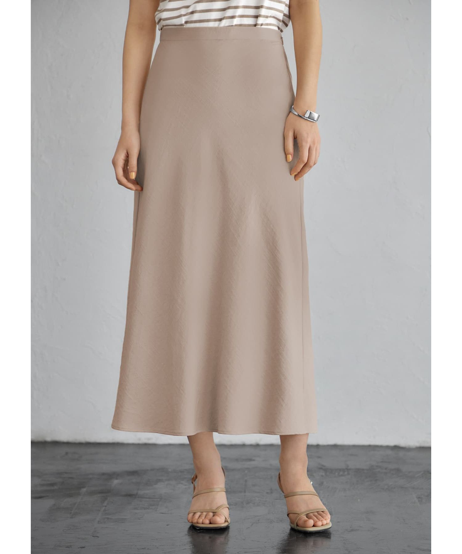 STYLE DELI「シボ感しなやかナローAラインスカート」|スカート|ベージュ