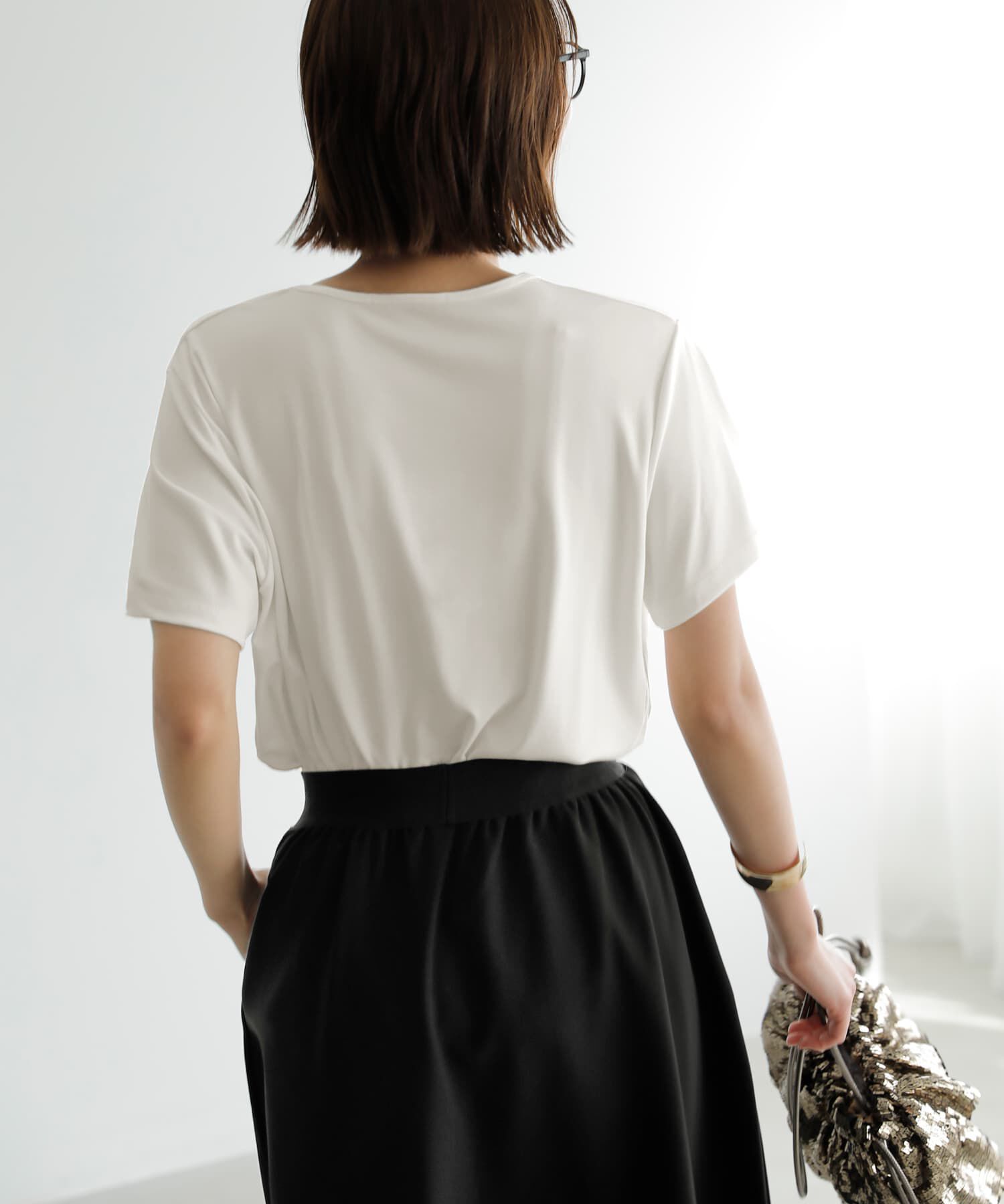 STYLE DELI「とろみ落ち感デコルテあきラウンドネックTシャツ」|Tシャツ・カットソー|