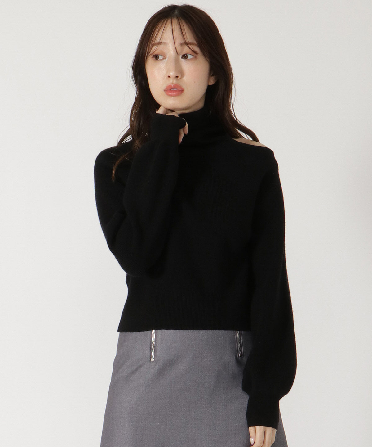 REDYAZEL「肩あきアシメタートルニット」|ニット・セーター|ブラック