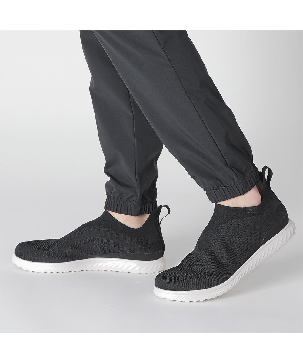 MIZUNO「ザ ミズノ エナジー ウルトラライト(ウォーキング)」|スニーカー|