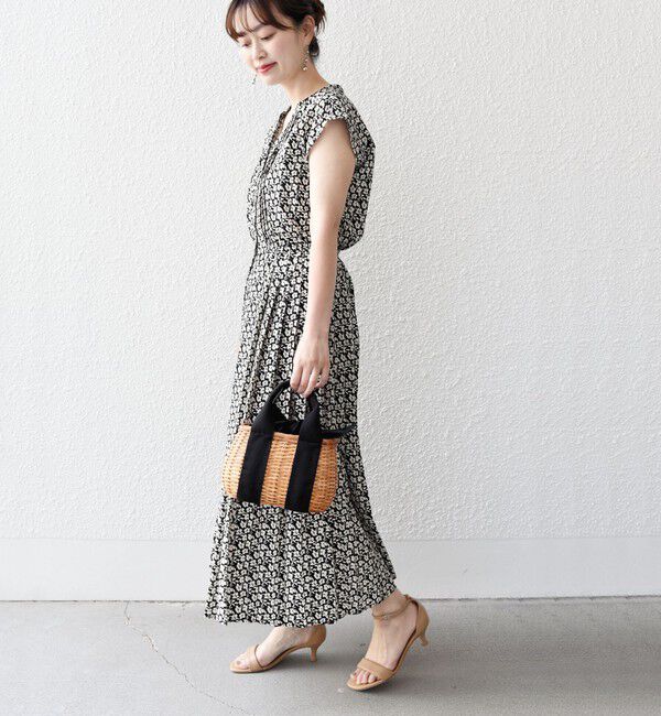 SHIPS for women「【WEB限定】〈洗濯機可能〉ドット 花柄 サイド プリーツ フレンチスリーブ ワンピース」|ワンピース|