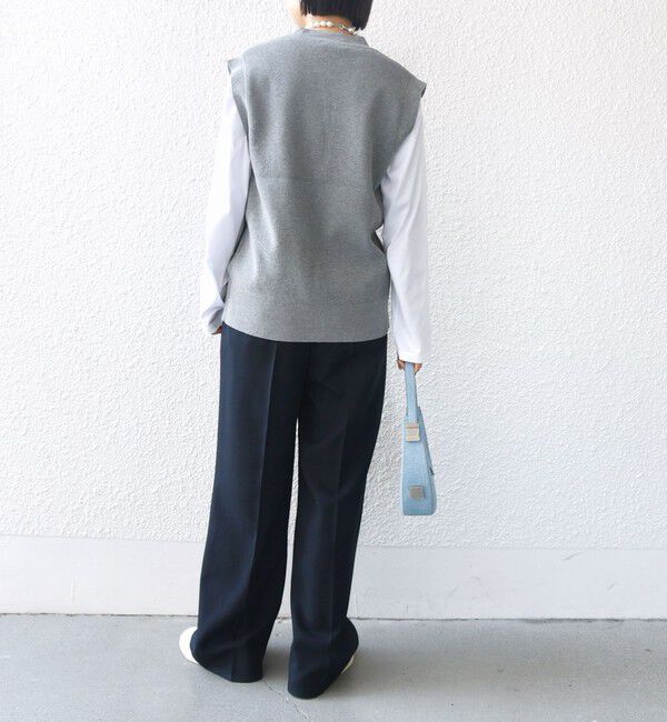 SHIPS for women「〈手洗い可能〉ワンポイント 刺繍 Vネック ベスト」|ベスト・ジレ|