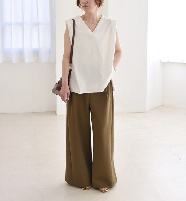 quaranciel「quaranciel:〈接触冷感/汗染み防止加工/洗濯機可能〉Vネック ノースリーブ プルオーバー」|Tシャツ・カットソー|