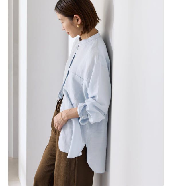 IENA「《一部カラーWEB限定/予約》ラミーリヨセルバンドカラーシャツ」|シャツ・ブラウス|