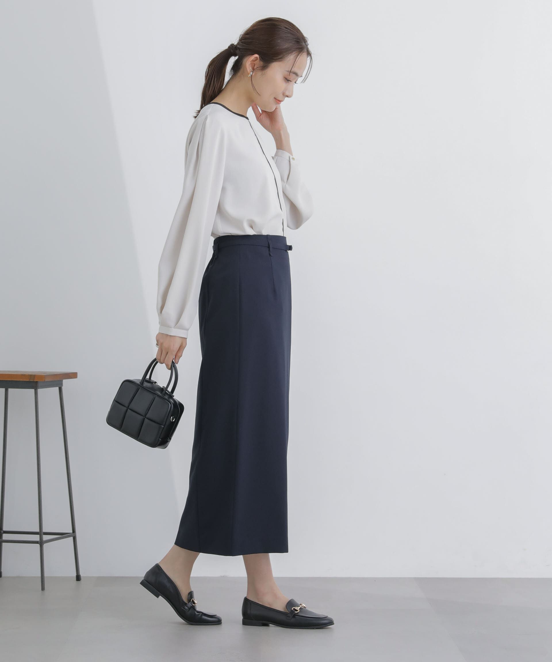 nano･universe「ライトファンクション ベルト付きタイトスカート(セットアップ可)」|スカート|