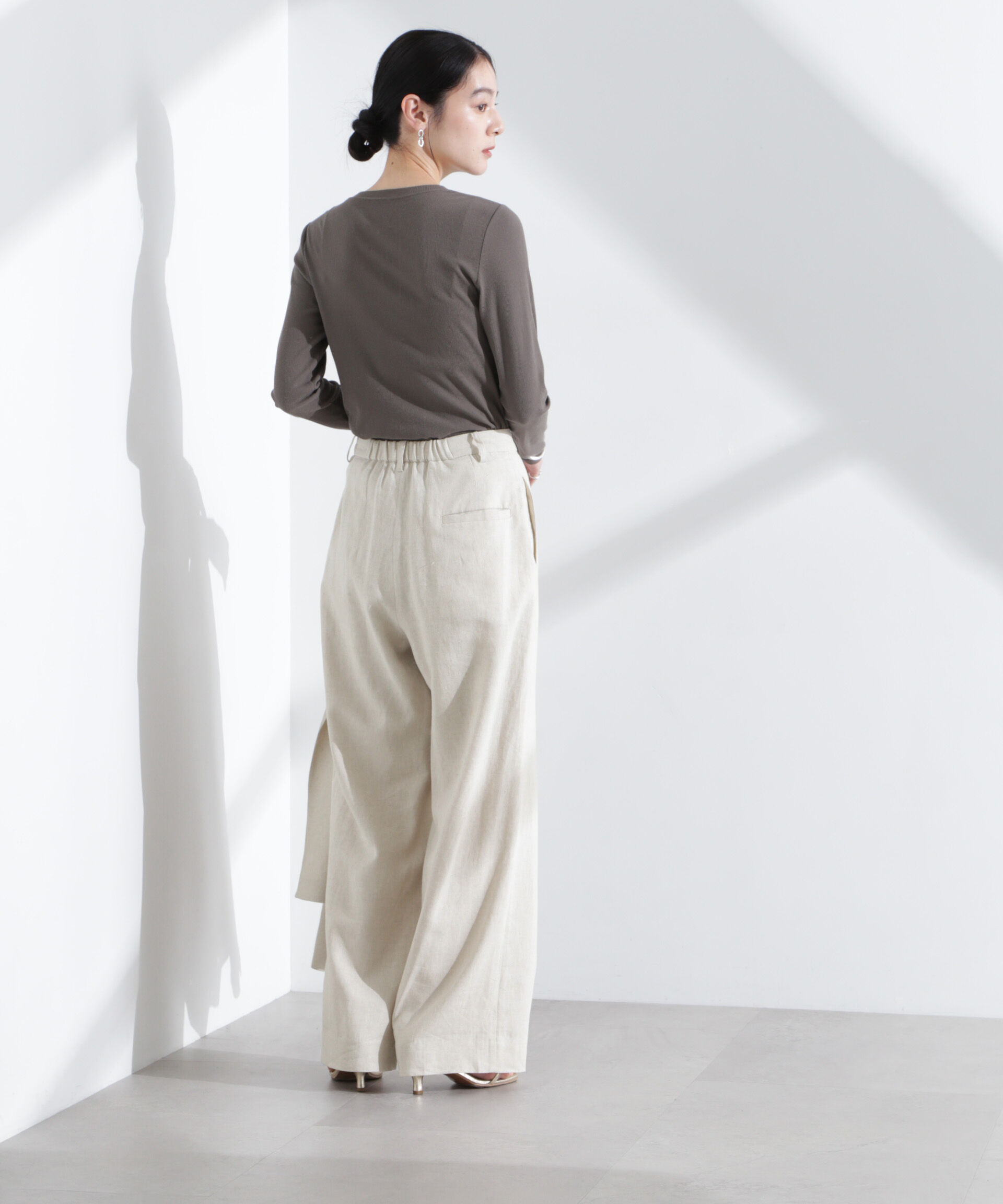 nano･universe「リネン混ラップパンツ(セットアップ可)」|チノ|