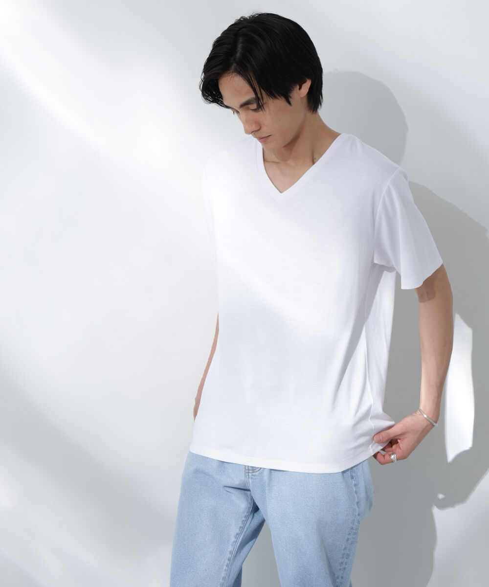 nano･universe「WEB限定/Anti Soaked(R) 汗染み防止 Vネック レギュラーシルエットTシャツ」|Tシャツ・カットソー|