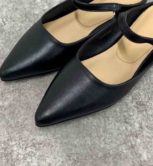 fredy emue「アンクルベルトローヒール」|パンプス|