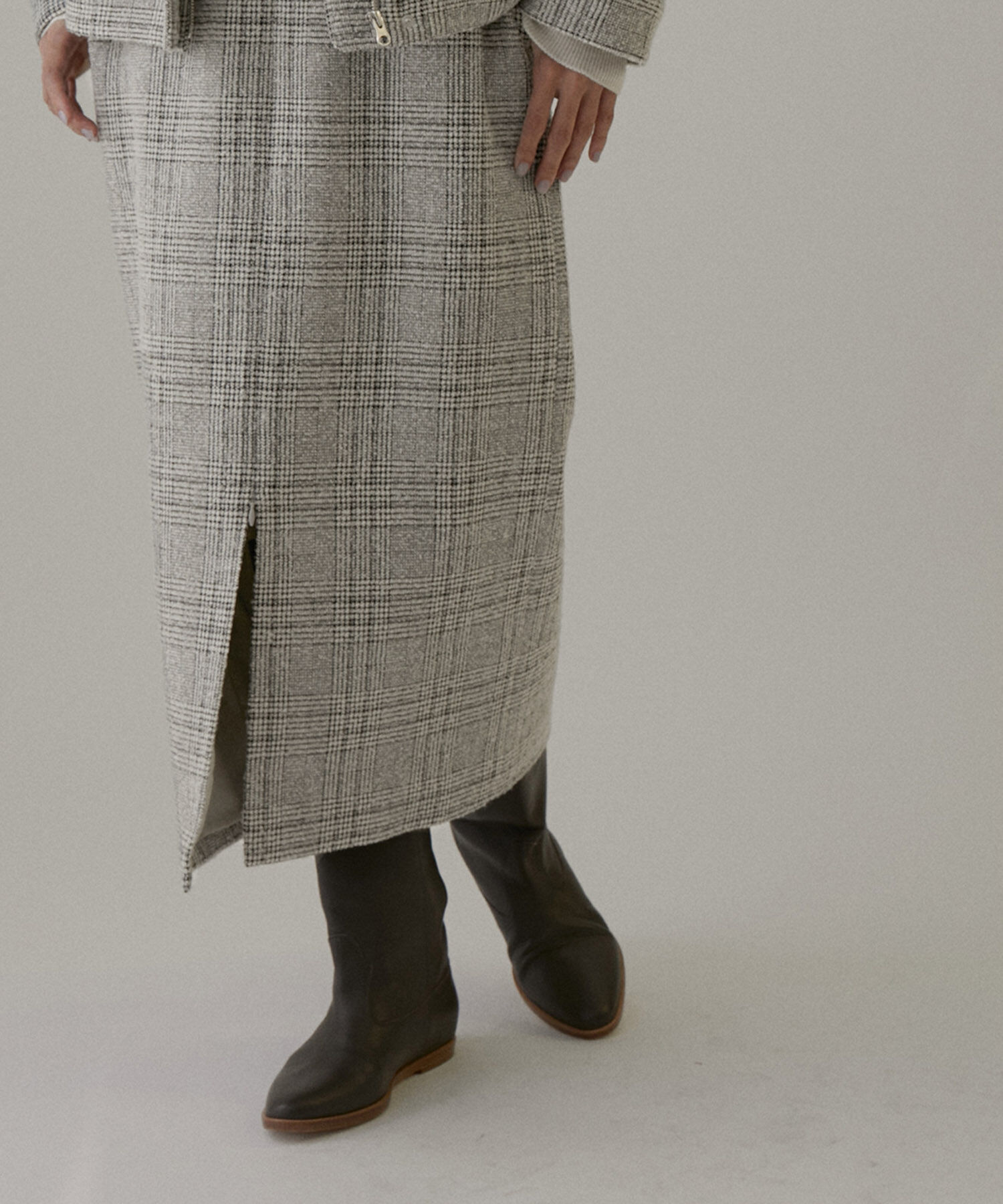 SALON adam et rope'「フロントスリットツイードチェックタイトスカート【セットアップ対応】」|スカート|ホワイト系(11)